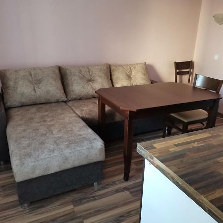 Guest Rooms Mihaylovi Pavel Banya Exterior foto